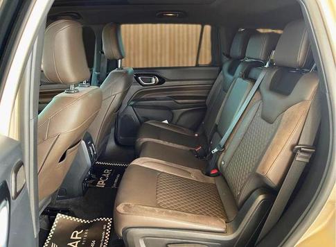 JEEP COMMANDER OVR TD380