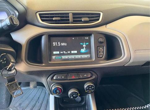 CHEVROLET ONIX 1.0MT LT