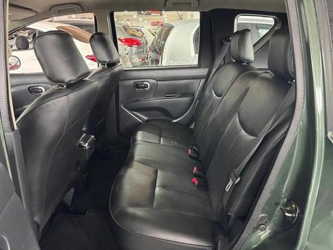 NISSAN LIVINA XGEAR 1.8 AUT