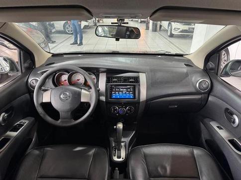 NISSAN LIVINA XGEAR 1.8 AUT