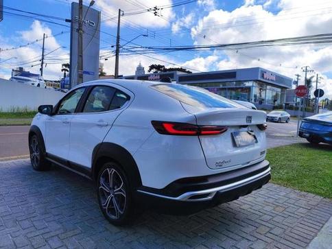 FIAT FASTBACK IMPETUS TURBO 200 FLEX AT 4P