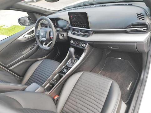 FIAT FASTBACK IMPETUS TURBO 200 FLEX AT 4P