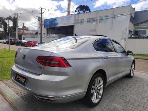 VOLKSWAGEN PASSAT HL TSI AA