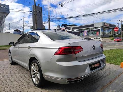 VOLKSWAGEN PASSAT HL TSI AA