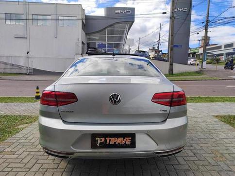 VOLKSWAGEN PASSAT HL TSI AA