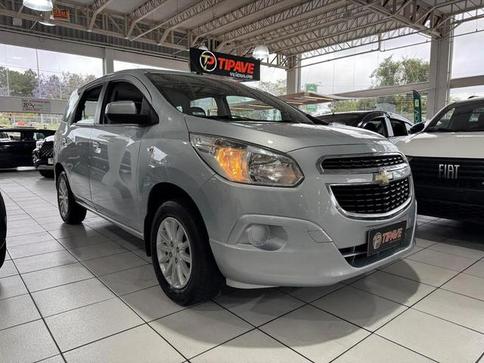 CHEVROLET SPIN 1.8L MT LT
