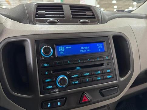 CHEVROLET SPIN 1.8L MT LT