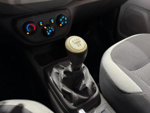 CHEVROLET SPIN 1.8L MT LT