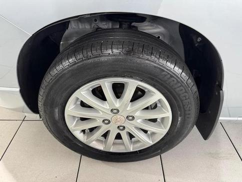 CHEVROLET SPIN 1.8L MT LT