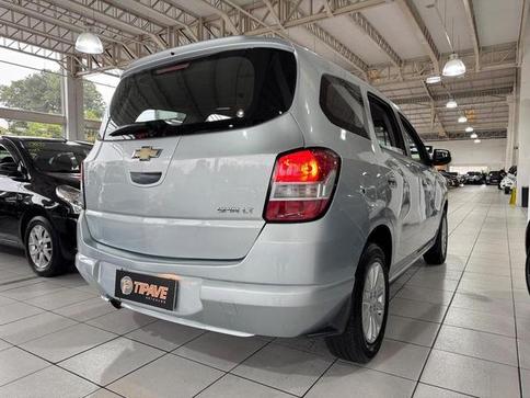 CHEVROLET SPIN 1.8L MT LT