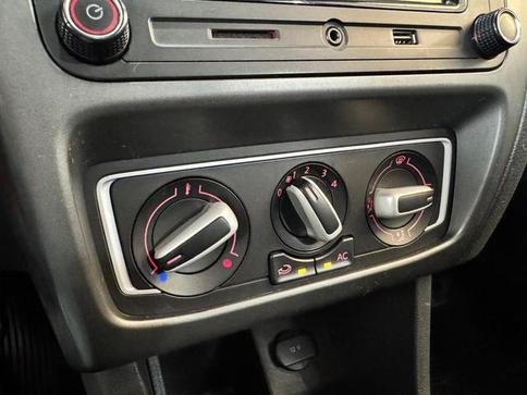 VOLKSWAGEN FOX CONNECT 1.6 FLEX 8V 5P