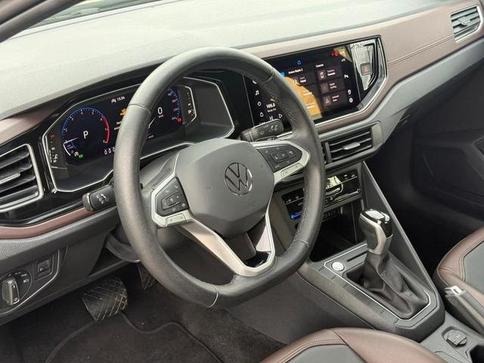 VOLKSWAGEN VIRTUS HIGHLINE 200 TSI 1.0 FLEX 12V AUT
