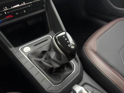 VOLKSWAGEN VIRTUS HIGHLINE 200 TSI 1.0 FLEX 12V AUT
