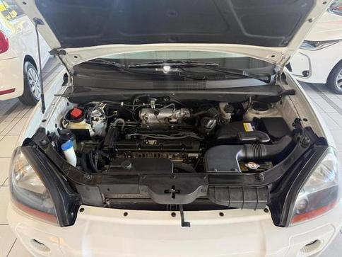 HYUNDAI TUCSON GLS B 2.0 AUT