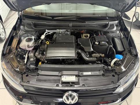 VOLKSWAGEN POLO 1.6 MSI FLEX 16V 5P