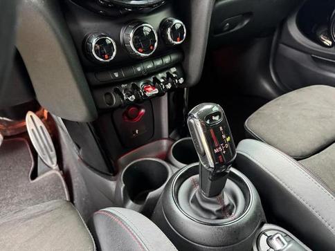 MINI CABRIO JCW