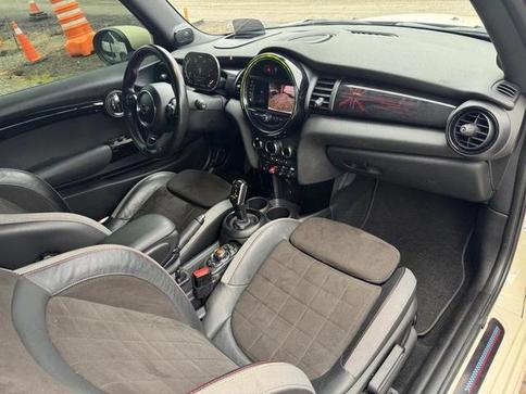 MINI CABRIO JCW