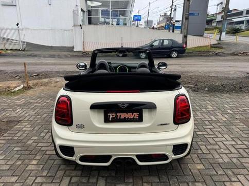 MINI CABRIO JCW