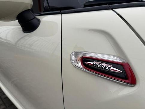 MINI CABRIO JCW
