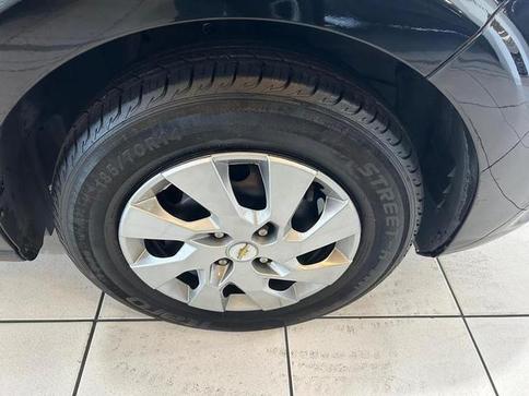 CHEVROLET ONIX 1.0MT LT