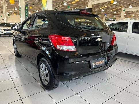 CHEVROLET ONIX 1.0MT LT