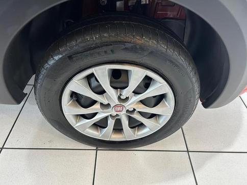 FIAT MOBI TREKKING 1.0 FLEX 5P