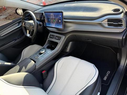 BYD KING GS 1.5 16V AUT. (HIBRIDO)
