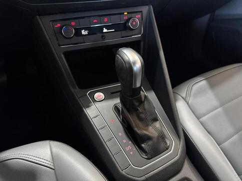 VOLKSWAGEN NIVUS HIGHLINE 1.0 200 TSI FLEX AUT.