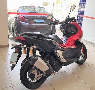 HONDA ADV 150