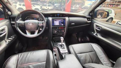 TOYOTA HILUX SW4 4X2 SR 2.7 16V