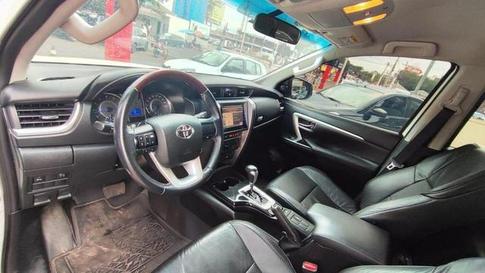 TOYOTA HILUX SW4 4X2 SR 2.7 16V