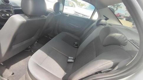 VOLKSWAGEN VOYAGE TREND 1.0 MI 8V TOTAL FLEX