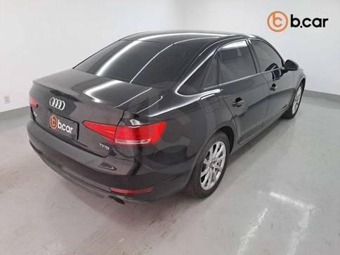 AUDI A4 2.0 TFSI ATTRACTION GASOLINA 4P S TRONIC