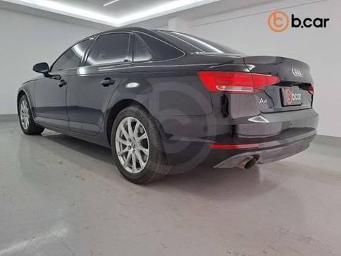 AUDI A4 2.0 TFSI ATTRACTION GASOLINA 4P S TRONIC